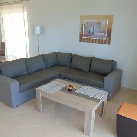 Bright In Apartman